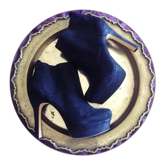 Vince Camuto Black Bailey Platform booties 9M 39 - Picture 2 of 8